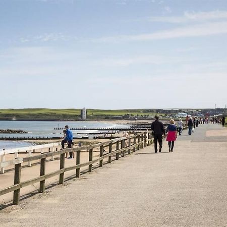 Lovely 2 Bed Apartment Close To Aberdeen Beach! Екстериор снимка